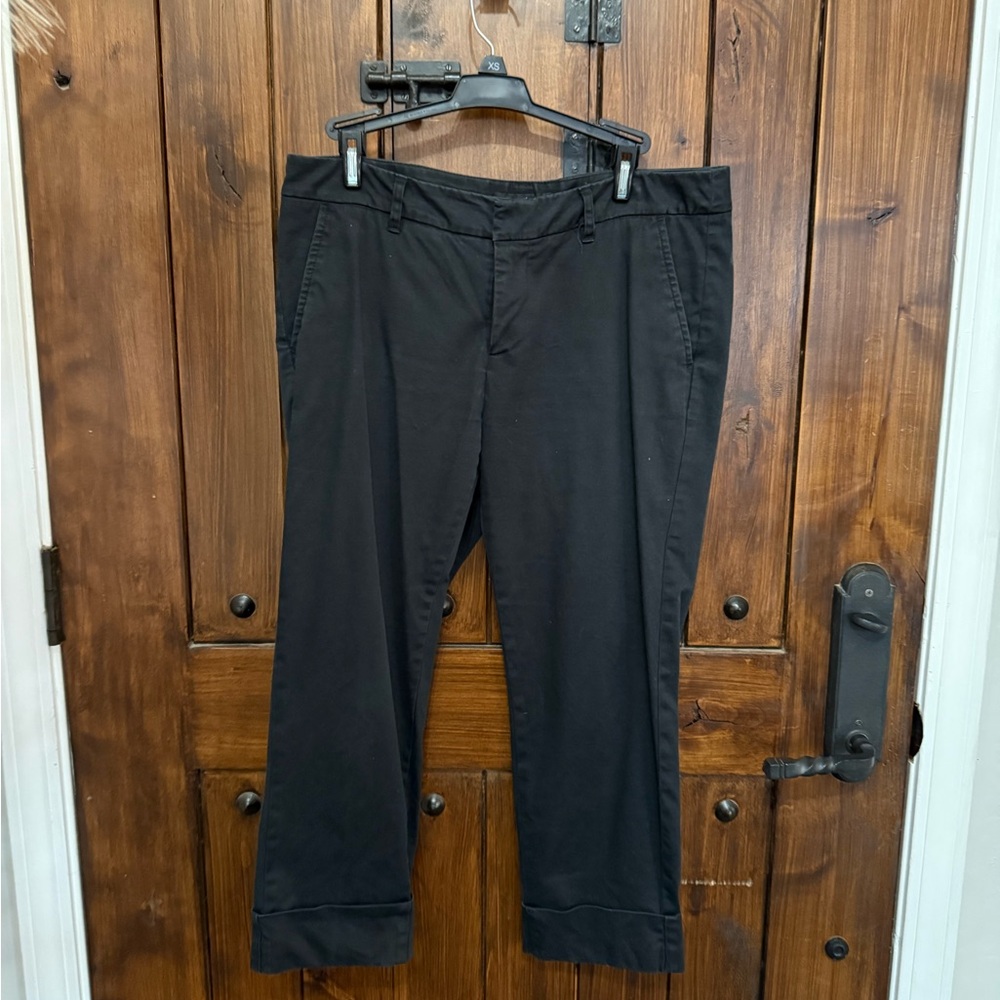 Women’s cropped slacks